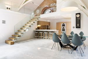 Photo 25- click for photo gallery